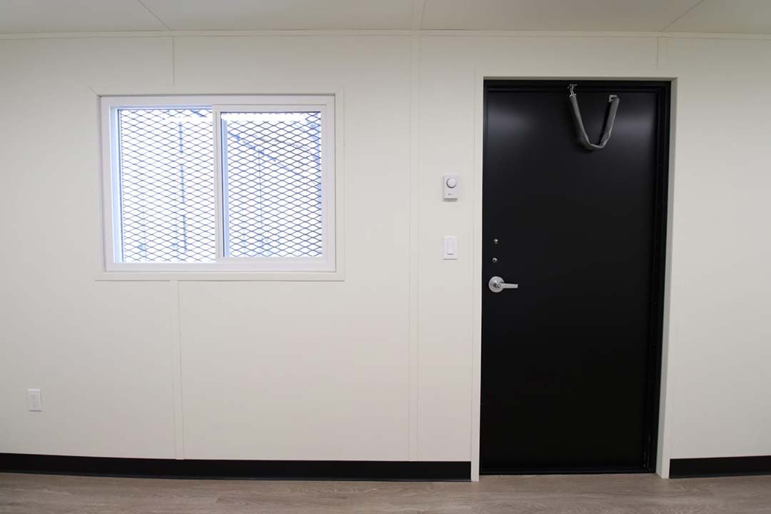 20’ Office CUBE – Vinyl Drywall Finished - Containers Construction PTY LTD