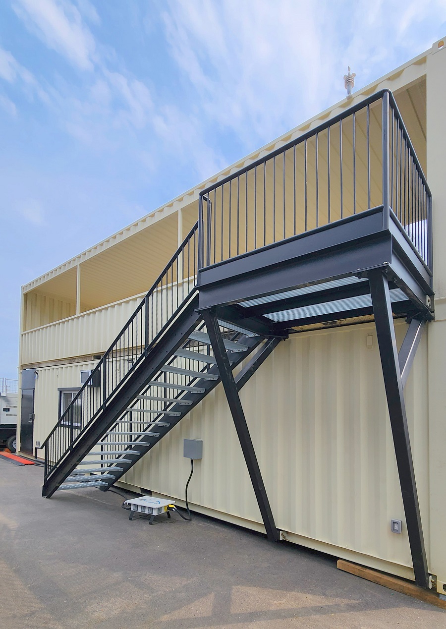 40’HC VIP Area with Patio for the Oilers - Containers Construction PTY LTD